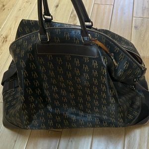 Dooney and bourke travel bag